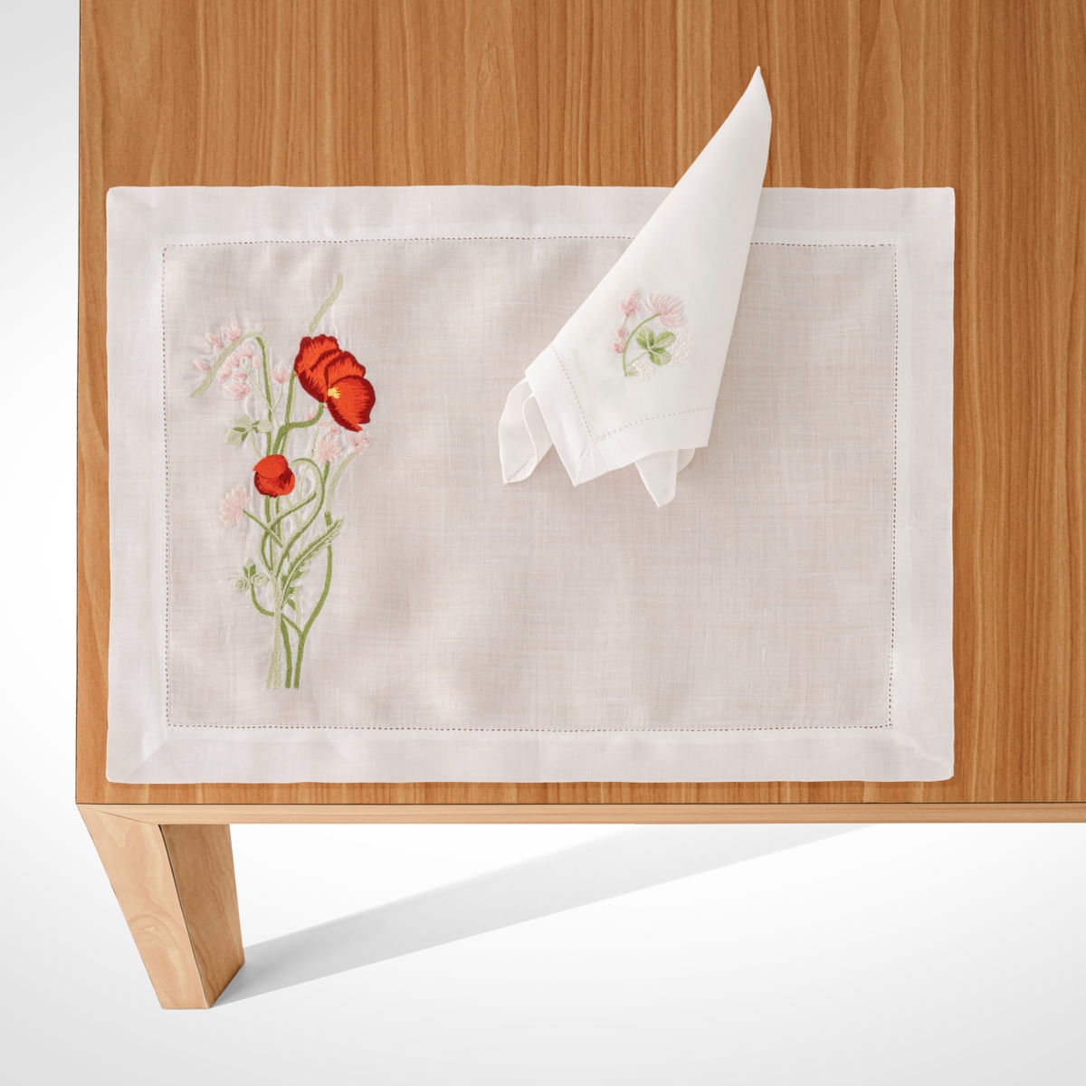 02 06 0005 Jg Americano Fiori c guardanapo 40x40 Rami Nuit.jpg